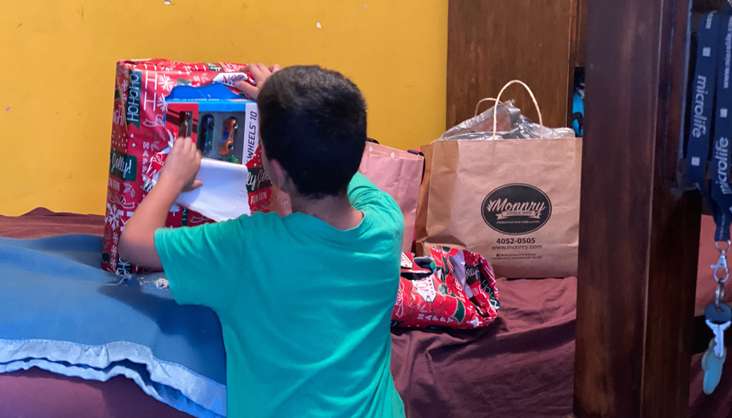 How LTV Costa Rica Helped a Family in Need for the Holidays