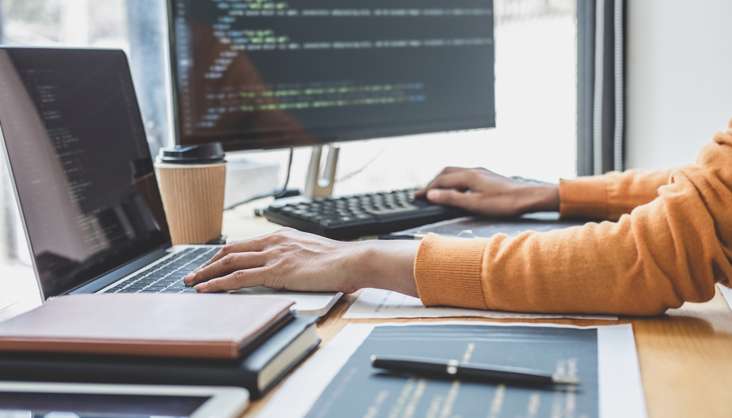When and how to write a custom React hook